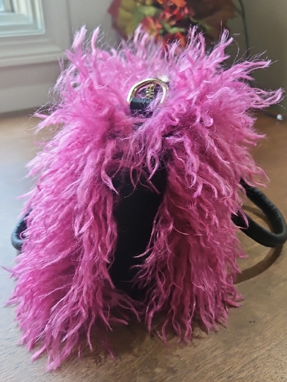 Plush Pink Faux Fur Top-Handle Handbag - Picture 6 of 9